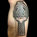 #celtic #celtictattoo #celticcross #celticcrosstattoo #claddagh #claddaghtattoo #irish #irishtattoo #tattoo #tattoos #tat #tats #tatts #tatted #tattedup #tattoist #tattooed #inked #inkedup #ink #tattoooftheday #amazingink #bodyart #tattooig #tattoosofinstagram #instatats #larktattoo #larktattoos #larktattoowestbury #westbury #longisland #NY #NewYork #usa #art