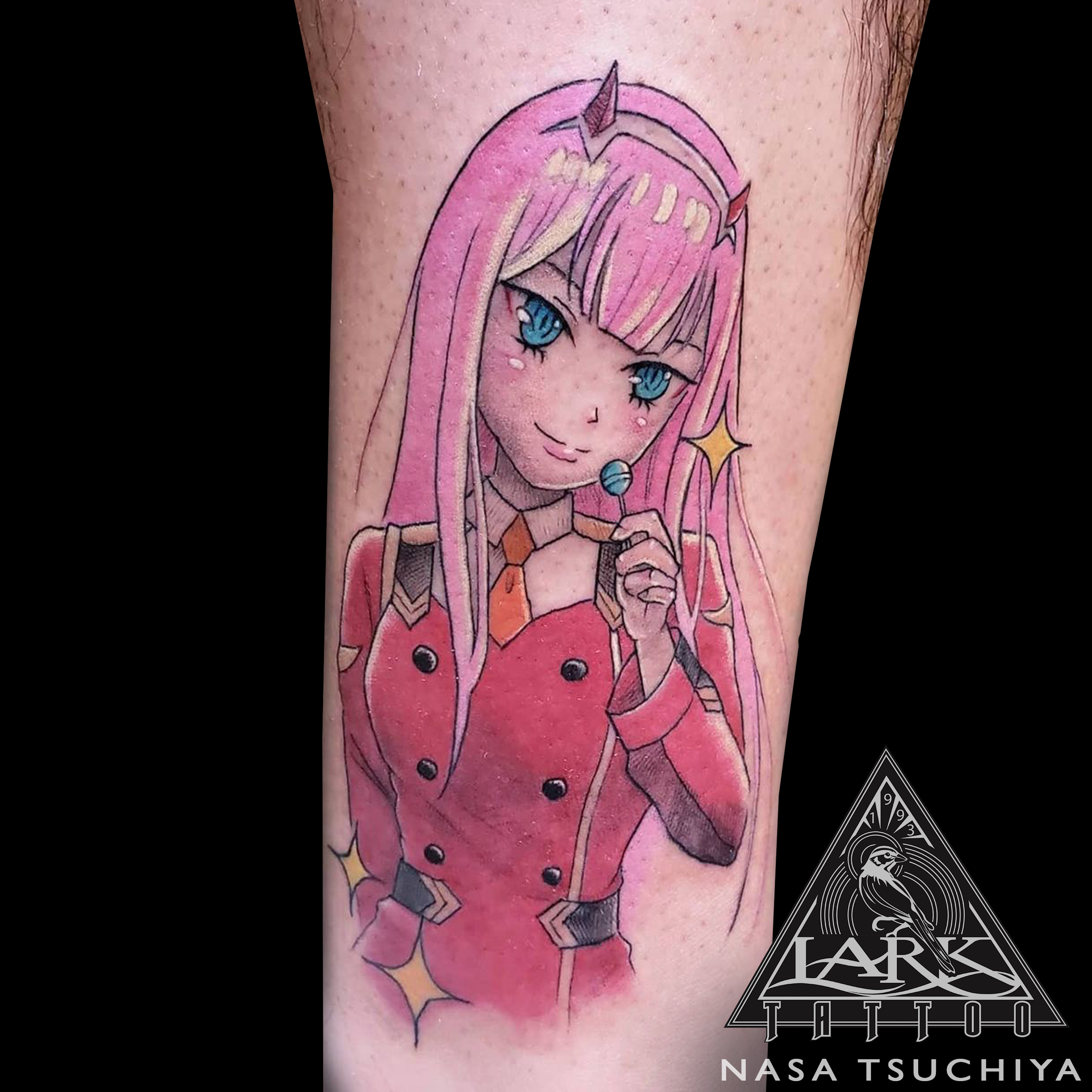 #LarkTattoo #Tattoo #NasaTsuchiya #NasaTsuchiyaLarkTattoo #Tattoos #ZeroTwo #ZeroTwoTattoo #ZeroTsū #ZeroTsūTattoo #DarlingInTheFranxx #DarlingInTheFranxxTattoo #DārinInZaFurankisu #DārinInZaFurankisuTattoo #DarliFra #DarliFraTattoo #DariFura #DariFuraTattoo #ゼロツー #OtakuTattoo #AnimeTattoo #AnimeLover #JapaneseScienceFictionAnime #JapaneseScienceFictionAnimeTattoo #ScienceFictionAnime #ScienceFictionAnimeTattoo #ScienceFictionTattoo #ColorTattoo #FemaleArtist #FemaleTattooer #FemaleTattooArtist #TattooArtist #Tattoist #ScienceFiction #Tattooer #LongIslandTattooArtist #LongIslandTattooer #LongIslandTattoo #TattooOfTheDay #Tat #Tats #Tatts #Tatted #Inked #Ink #TattooInk #AmazingInk #AmazingTattoo #BodyArt #LarkTattooWestbury #Westbury #LongIsland #NY #NewYork #USA #Art #Tattedup #InkedUp #LarkTattoos