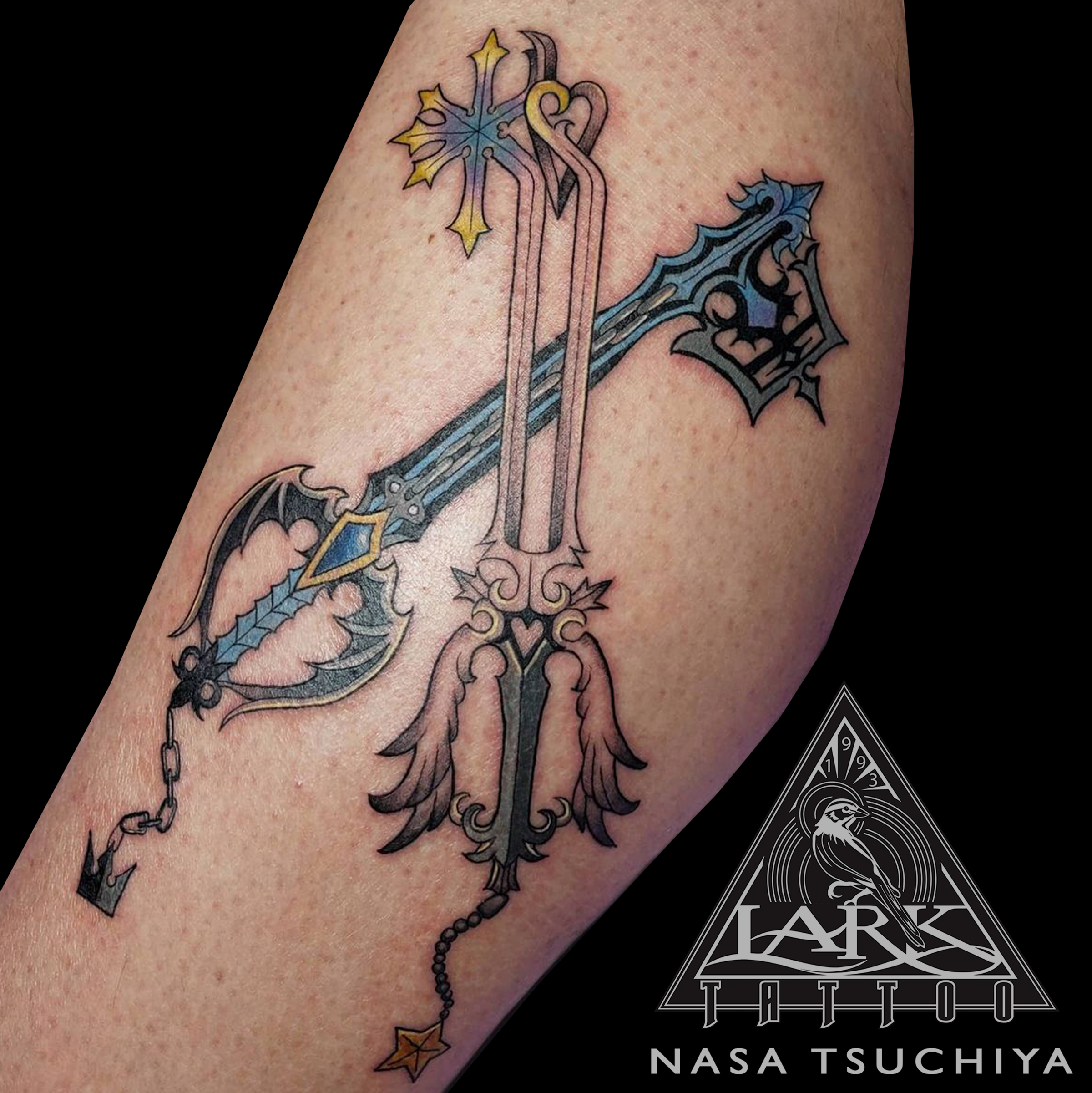 #LarkTattoo #Tattoo #NasaTsuchiya #NasaTsuchiyaLarkTattoo #Tattoos #FemaleTattooer #FemaleArtist #LadyTattooer #KingdomHearts #KingdomHeartsTattoo #Videogame #VideogameTattoo #Nerd #NerdTattoo #Nerdy #NerdyTattoo #OathKeeper #OathKeeperTattoo #Keyblade #KeybladeTattoo #Oblivian #OblivianTattoo #TattooArtist #Tattoist #Tattooer #LongIslandTattooArtist #LongIslandTattooer #LongIslandTattoo #TattooOfTheDay #Tat #Tats #Tatts #Tatted #Inked #Ink #TattooInk #AmazingInk #AmazingTattoo #BodyArt #LarkTattooWestbury #Westbury #LongIsland #NY #NewYork #USA #Art #Tattedup #InkedUp #LarkTattoos